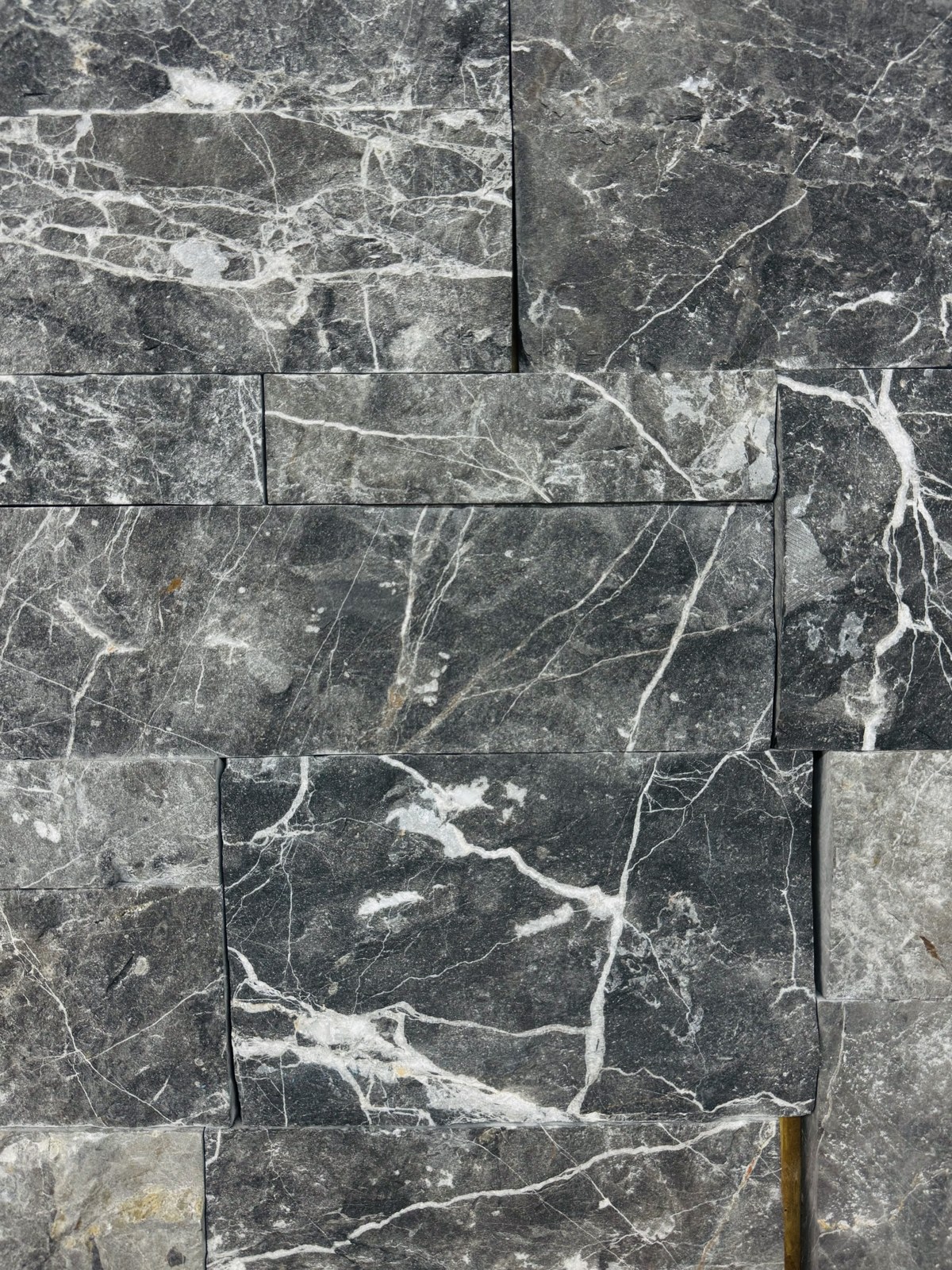 Obsidian Marble Splitface Veneer