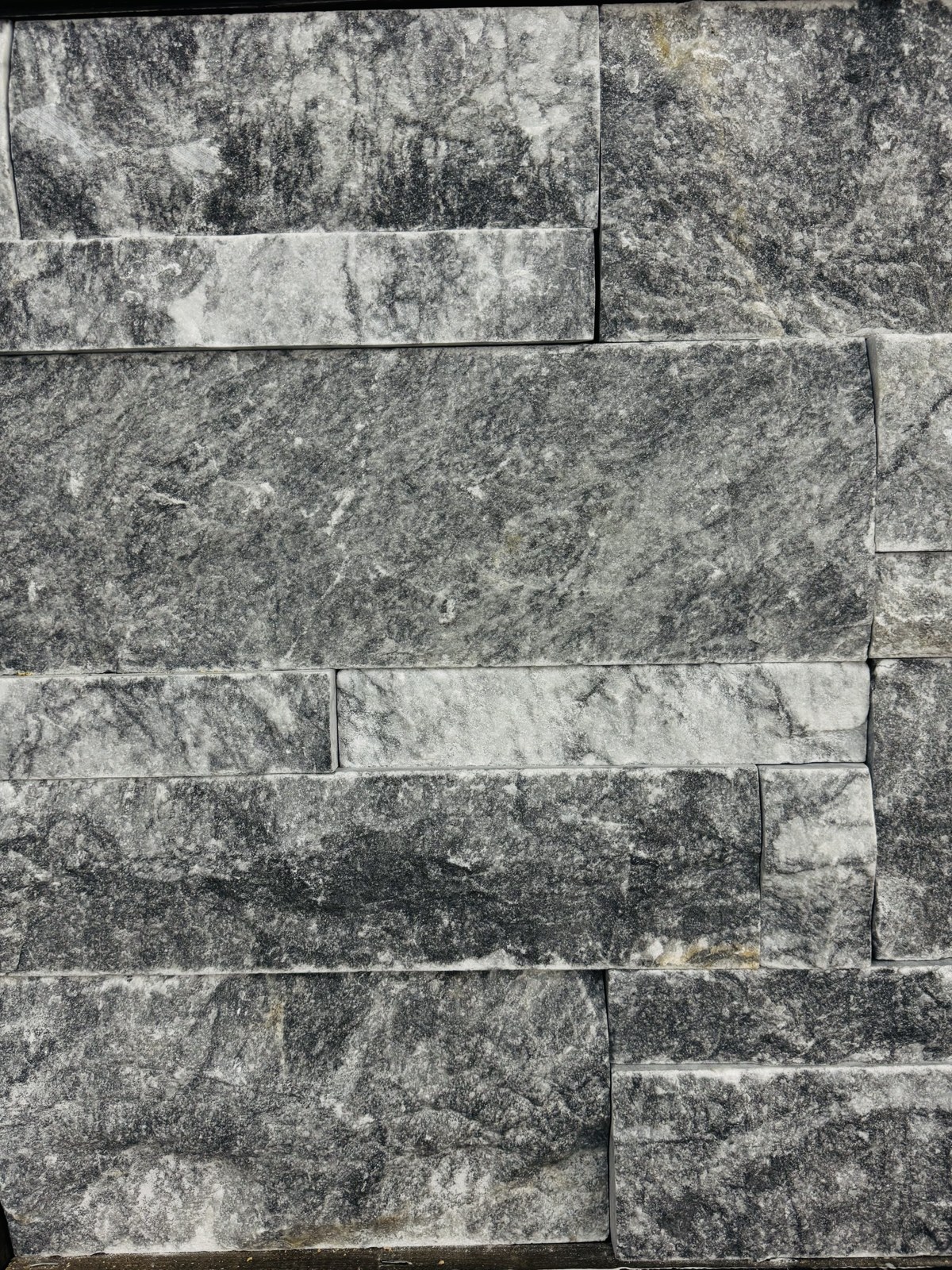 Sky Marble Splitface Veneer
