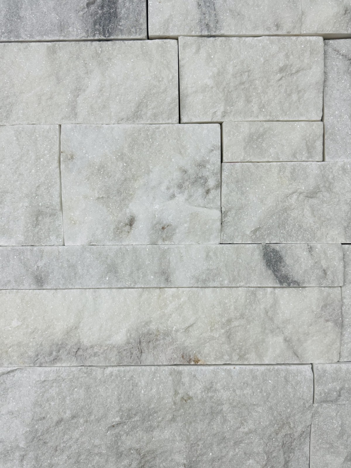 Snow Marble Splitface Veneer