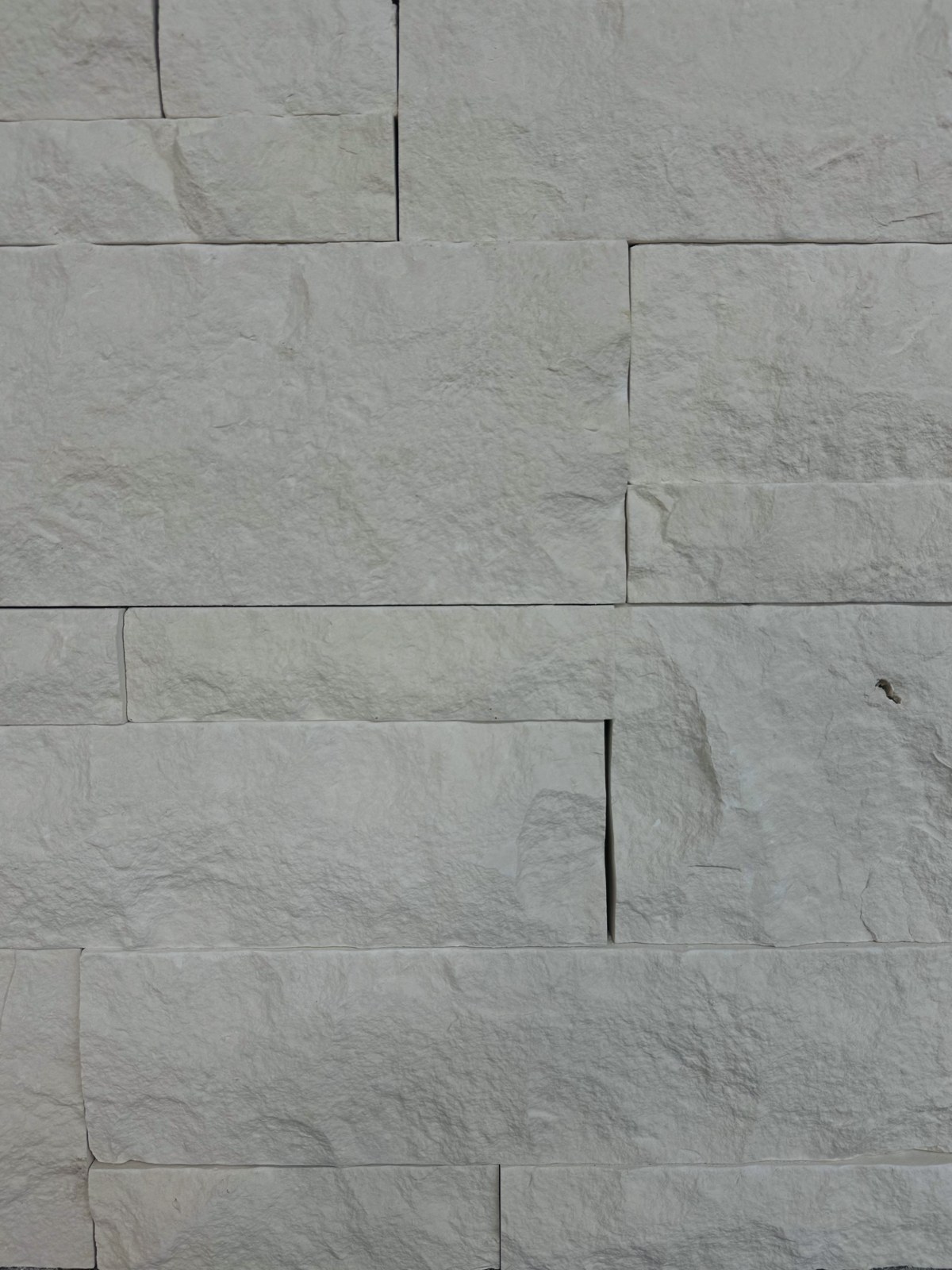 Bone Limestone Splitface Veneer